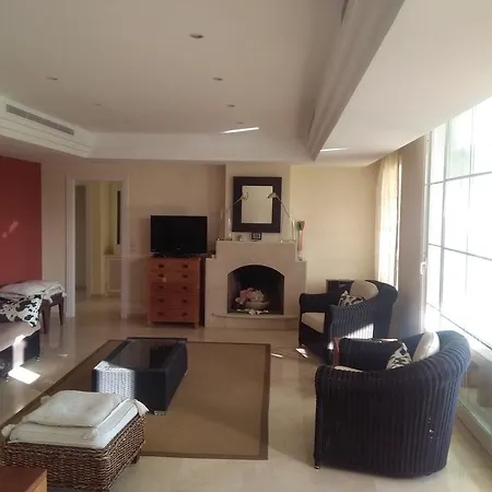 아파트 Andalucia Beach Apartament *