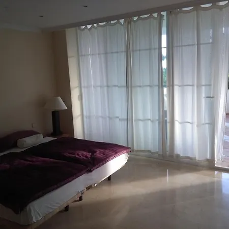 아파트 Andalucia Beach Apartament *