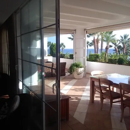 Andalucia Beach Apartament * 에스테포나
